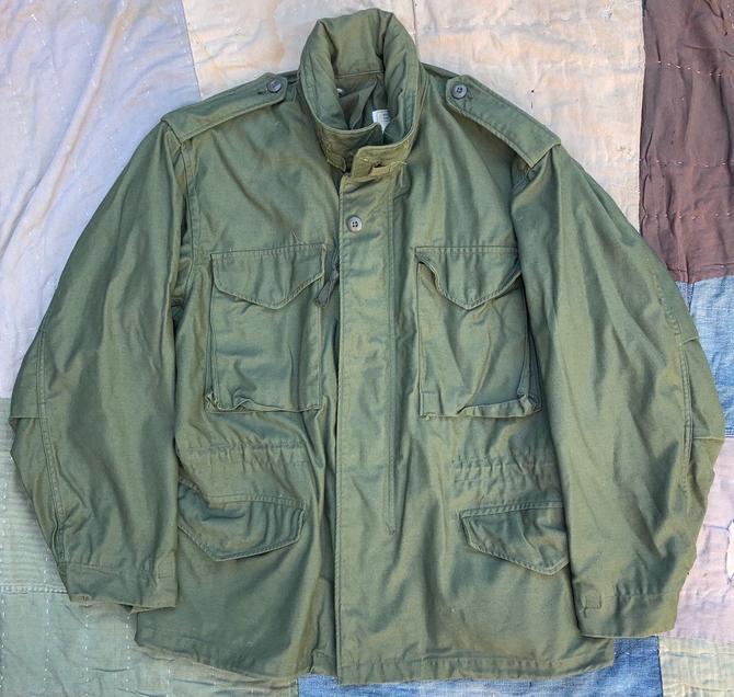 Crisp 1975 Vietnam War Alpha Indiatries M-65 Field Jacket Medium