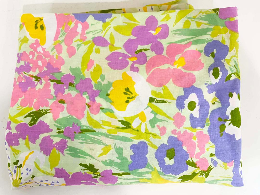 Vintage Floral Full Flat Sheet Sears Perma-Prest Hibiscus White Pink Floral