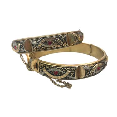 Vintage VTG Set of Gold Damascene Carved Jeweled Bangles Cuffs Bracelet 