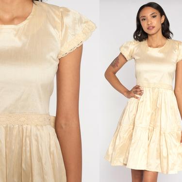 Cream Party Dress 70s Mini Dress Tiered Flounce Full Skirt High Waisted Party Puff Sleeve Vintage Shimmery 1970s Small S 