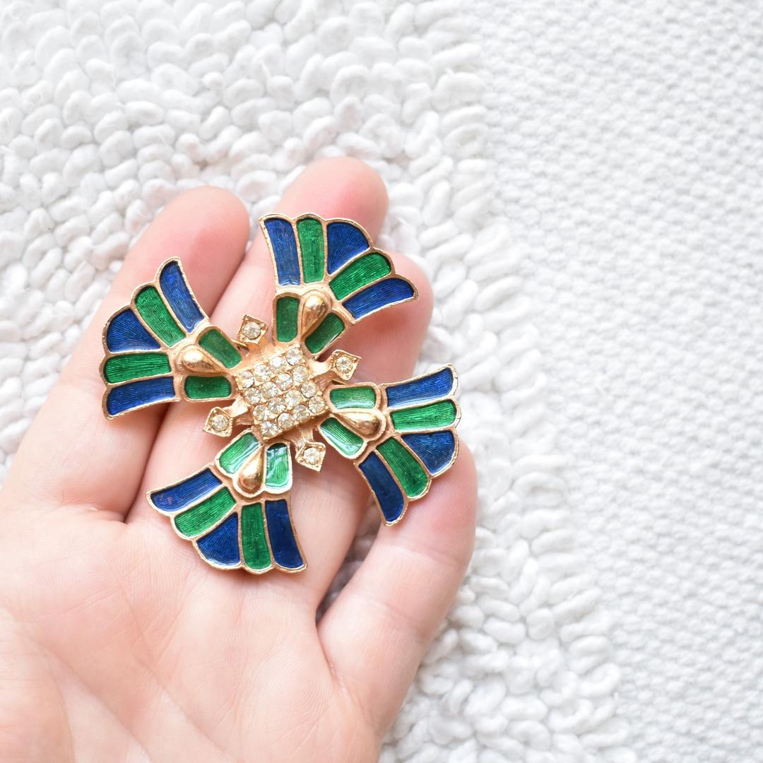 Rare 70s Weiss Signed Blue Green Enamel Maltese Cross Brooch