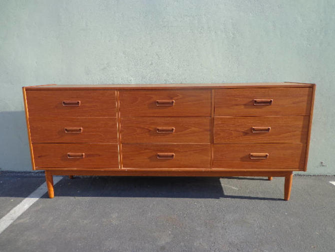 Danish Modern Dresser Mid Century Teak Tv Media Console Furniture