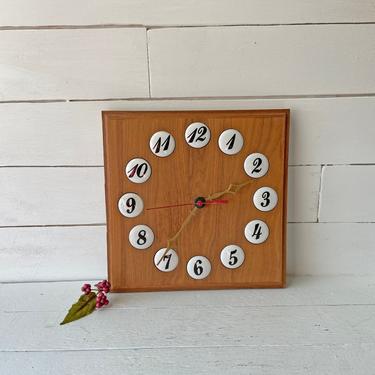 Vintage Wood Midcentury Wood Square White And Black Clock // Battery Operated Wall Clock // Retro Wood Kitchen Clock // Perfect Gift 