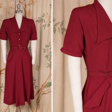 1940s Dress - Smart Vintage 40s Bark Crepe Dress in Deep Burgundy with Wing Collar and Shirtwaist Bodice 