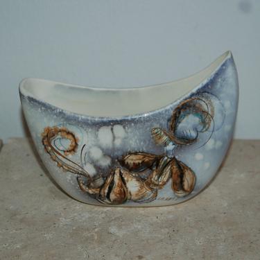 Sascha Brastoff Fancy Reclining Parisian Woman in Gold Ceramic Half Moon Vase / Bowl / Planter ~ Signed in Gold Sascha B. + Fully Stamped 