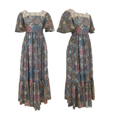 Vtg Vintage 1970s 70s Quilt Print Paisley Cottage Core Lace Trim Maxi Dress 