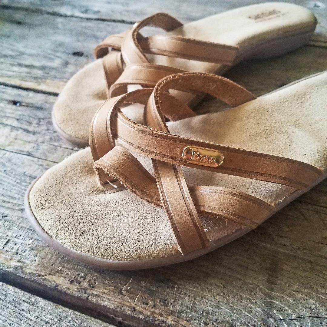 Vintage Bass Sunjuns Size 7 70s Tan Leather Strappy Sandals