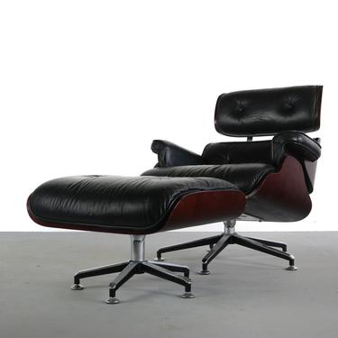 Lounge Recliner in the Style of Herman Miller's Eames Chair with Ottoman 