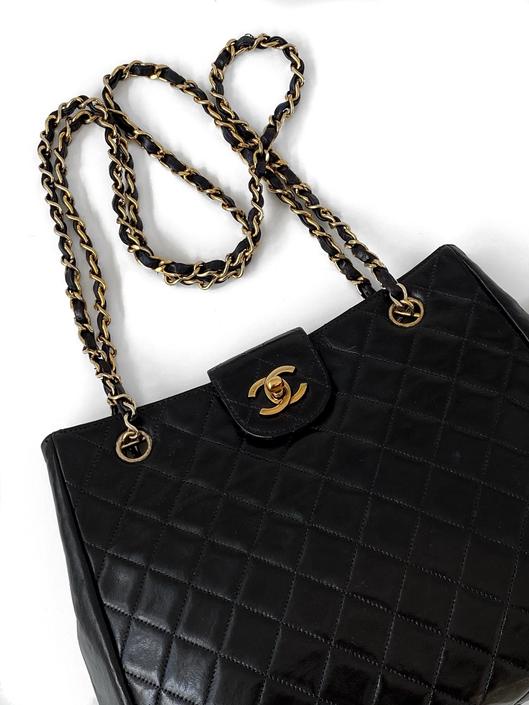 CHANEL Shoulder Bags for Women, Authenticity Guaranteed
