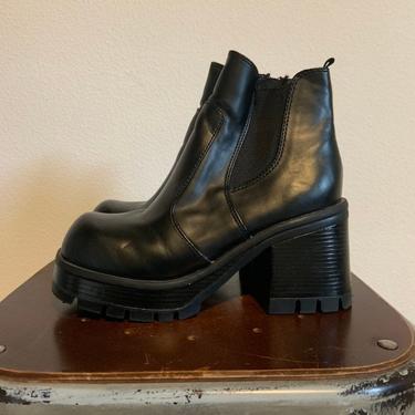 Vintage 90's chunky on sale boots