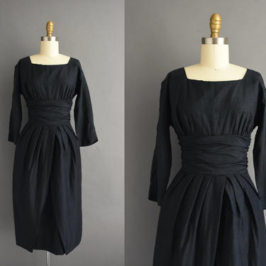 vintage 1950s | Navy Blue Silk Cocktail Party Pencil Skirt Bridesmaid Dress | Small | 50s dress 