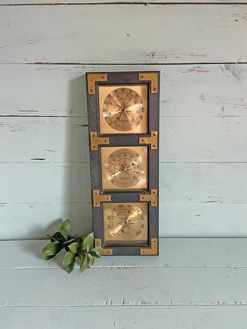 Vintage Old Master Clock by Rarewood: Excellent Condition on sale