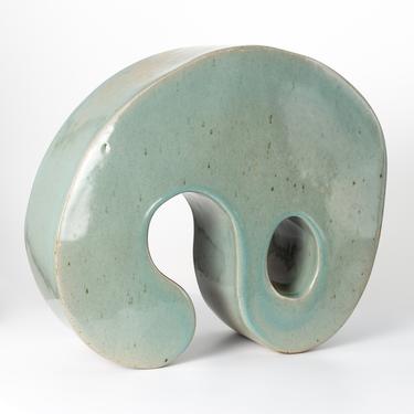 Barbara Hepworth Style Celadon Abstract Pottery by William Jamieson - mcm 