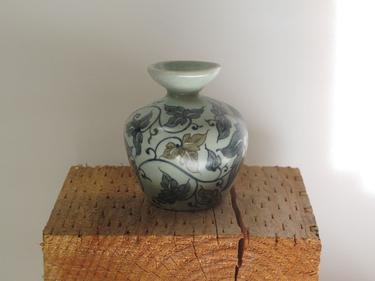 Crackle Glaze Art Pottery Vase Asian Bud Vase Japanese Pottery