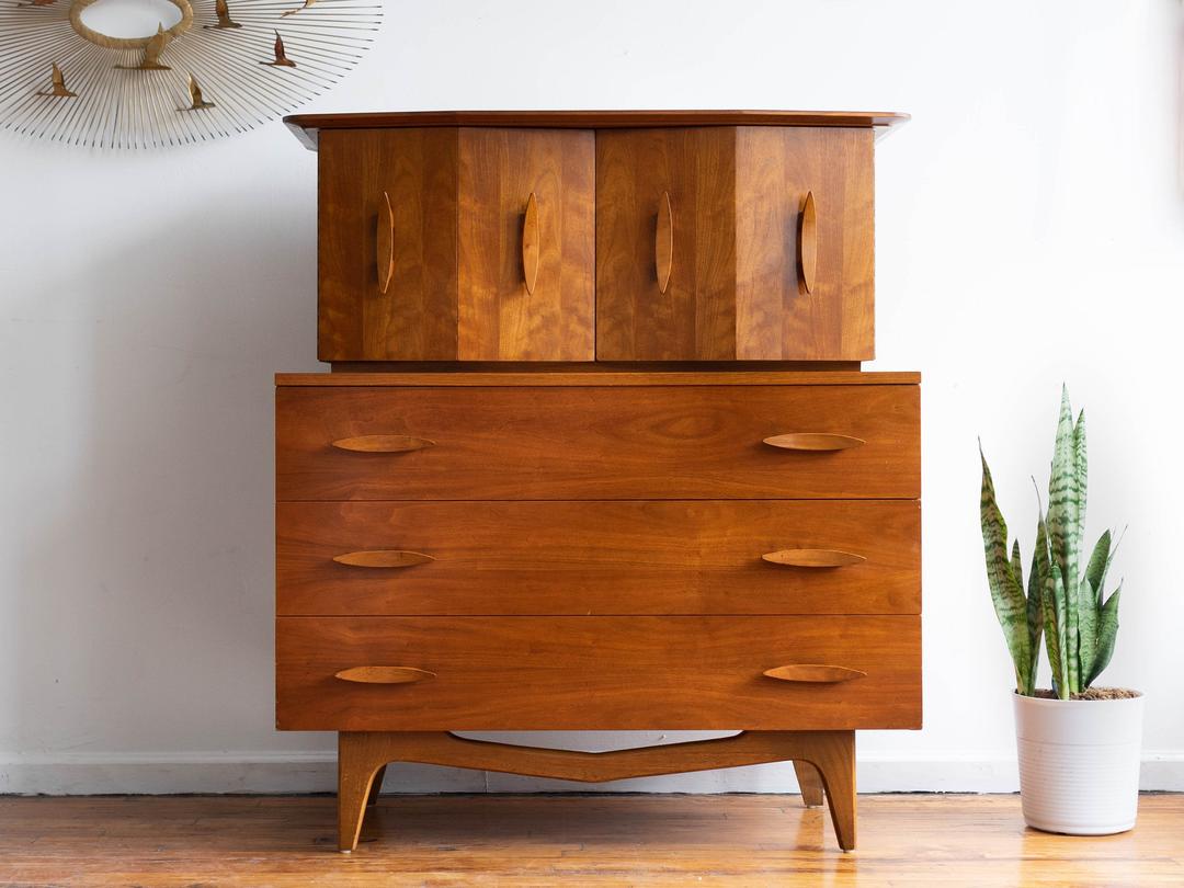Vintage MCM Walnut Tall Dresser / Gentleman's Chest / Highboy by