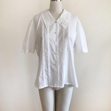 Short-Sleeved White Blouse with Eyelet Collar - 1980s 