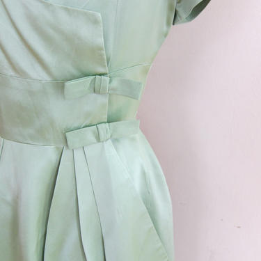 slim fit dress slacks XS 1950s Kelly Green Tulle Prom Dress Strapless Taffeta Peplum Bodice –  Style & Salvage main image 1
