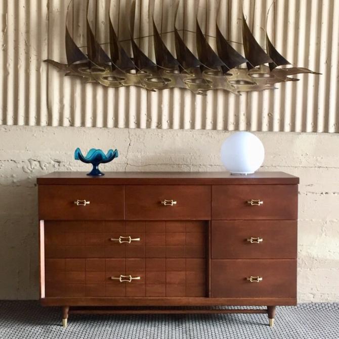 Mid Century Modern Walnut Dresser By Harmony House From Bridge