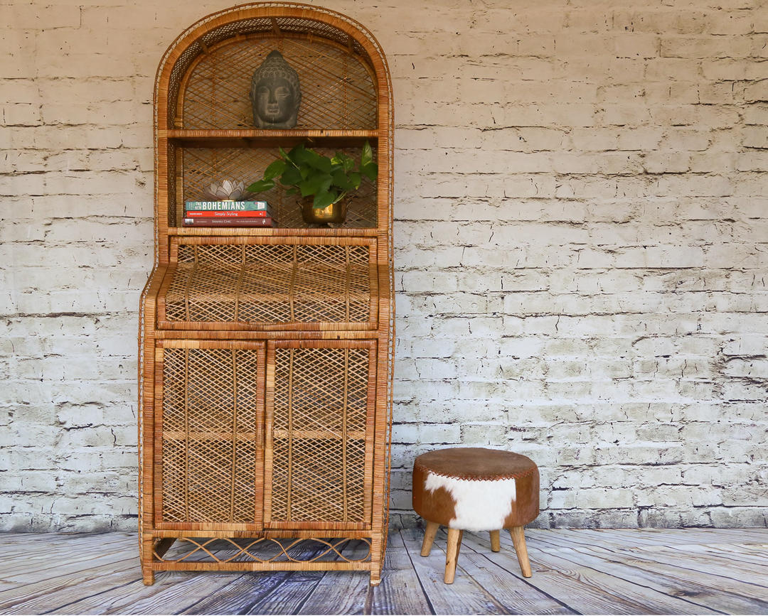 Rattan hutch store