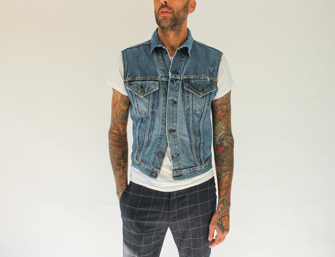Vintage 60s 70s Big E LEVIS Destroyed Denim Jacket Cut | The