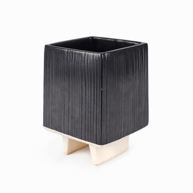 Japanese Ceramic Ikebana Vase Black 