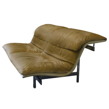 Giovanni Offredi ‘Wave’ Leather Sofa by Saporiti, Italy