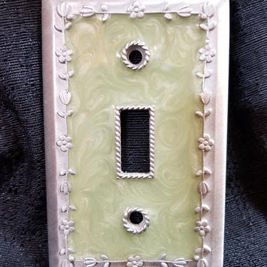 Anthropologie Single Switch Metal And Enamel Floral Light Switch Plate