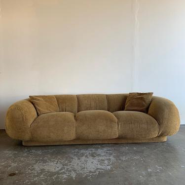 Amphibious sofa by Steven Chase 