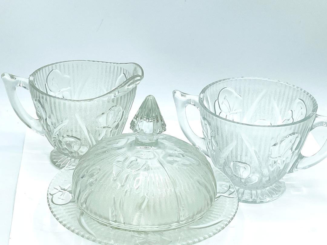 Iris outlet & Herringbone Depression Glass Bowls