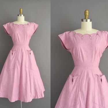 vintage 1950s dress | Beautiful Mauve Pink Cotton Scallop Full Skirt Day Dress | Small | 50s vintage dress 