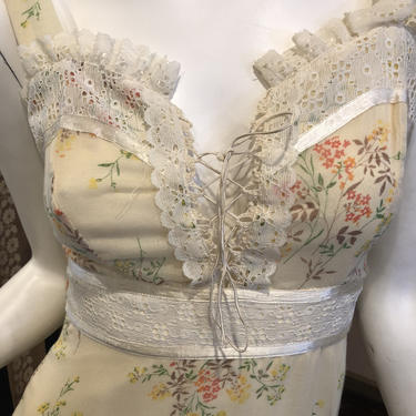 Lovely with Lace 70's Sundress by OliveandOlafs