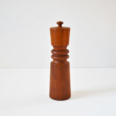 Vintage Teak Pepper Mill & Salt Shaker by Jens Quistgaard for Dansk Denmark 