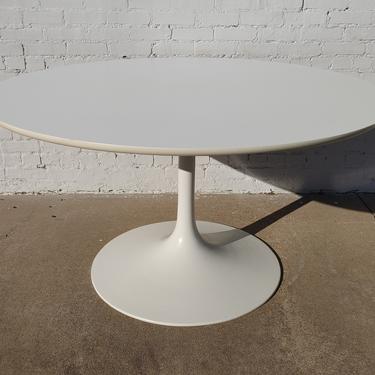 Mid Century Modern Burke Tulip Table 