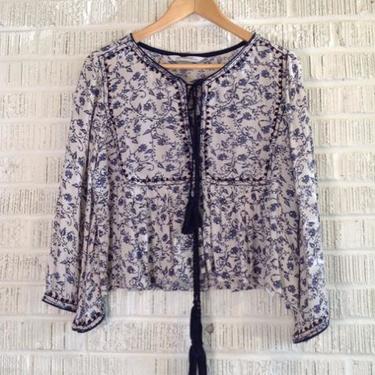 Zara Woman Size XS Cream & Blue Print Top