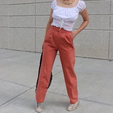Vintage Pleated Waist Trousers / 90's CHERYL TIEGS High Waist Pants / Sz 26 