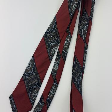 1960'S Patterned Stripe Tie- All Rayon - Narrow Mod Styling - Maroon, Black &amp; Gray 