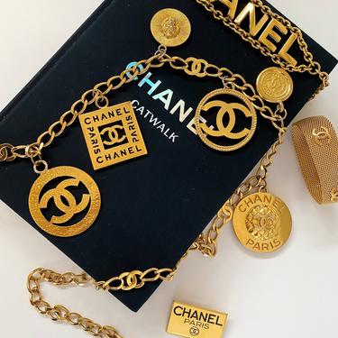 Chanel Vintage 90's Runway Collector Coco Chanel Gold Letters Belt Necklace Rare