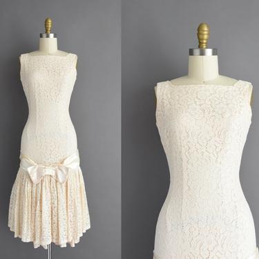 1950s vintage dress | Gorgeous Ivory Cotton Lace Fishtail Cocktail Party Wedding Dress | Small | 50s dress 