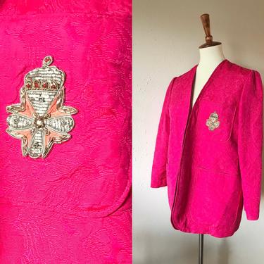Vintage pink thin quilted blazer with emblem 