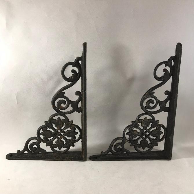 Brackets Pair Cast Iron Floral Scrolls Shelf Corner Decorative