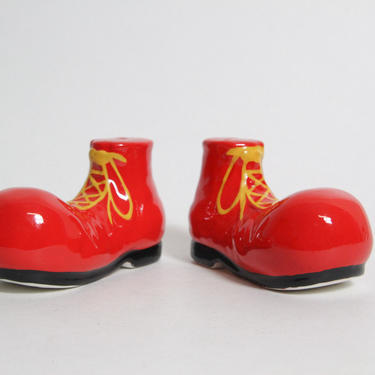 Vintage Clown Shoes Salt and Pepper Shakers Mcdonalds, Ronald McDonald 