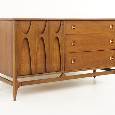 Broyhill Brasilia Mid Century Offset Door Sideboard Credenza - mcm 