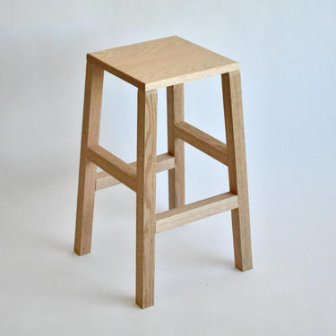 Element Stool - Walnut 