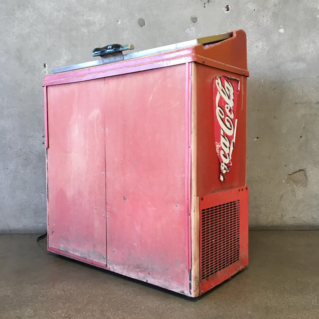 vintage-coca-cola-refrigerator-vending-machine-urban-americana-long