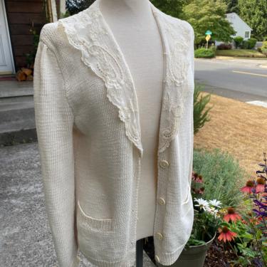 Vtg classic 80’s trend sweater~ sheer lace collar ~ 100% cotton white cardigan~ preppy comfortable with pockets 