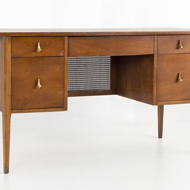 Broyhill Brasilia Mid Century Walnut Executive Desk - mcm 