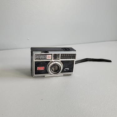 Vintage Kodak Instamatic 304 Camera 