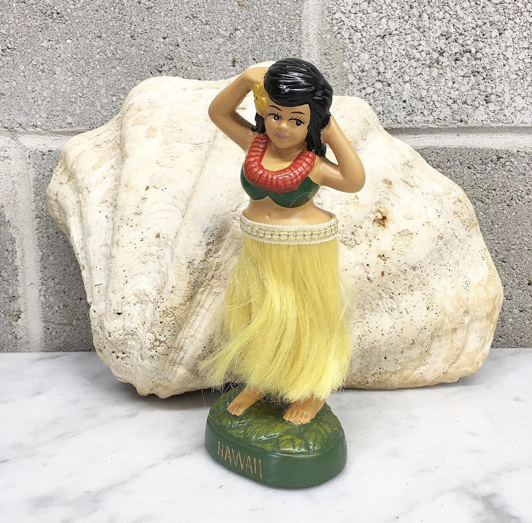 VINTAGE 1950S HULA GIRL DASHBOARD BOBBLE NODDER JAPAN offers COMPOSITION DOLL SOUVENIR