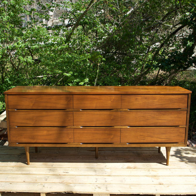 Atomic Mid Century Long Walnut Dresser Bureau Bedroom 9 Drawer 5