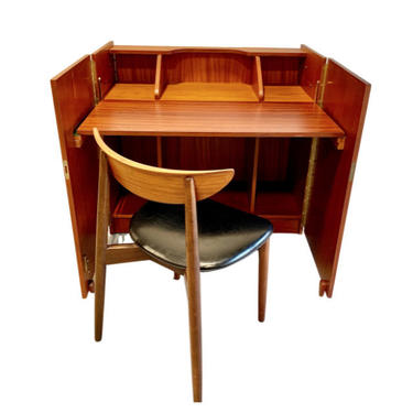 ROSEWOOD Mid Century Modern &amp;quot;MAGIC BOX&amp;quot; Desk / Hideaway Desk 